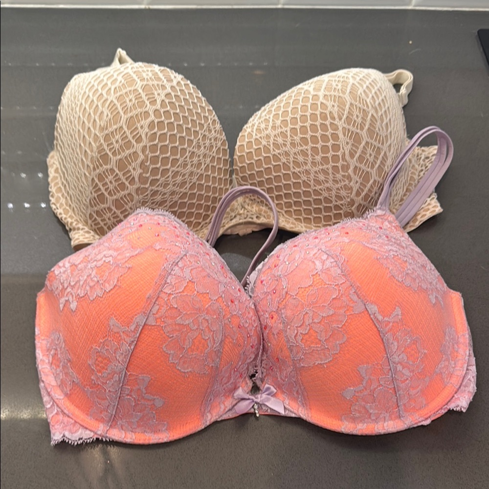 Victoria Secret Lace Bras Bundle/Lot 36DD